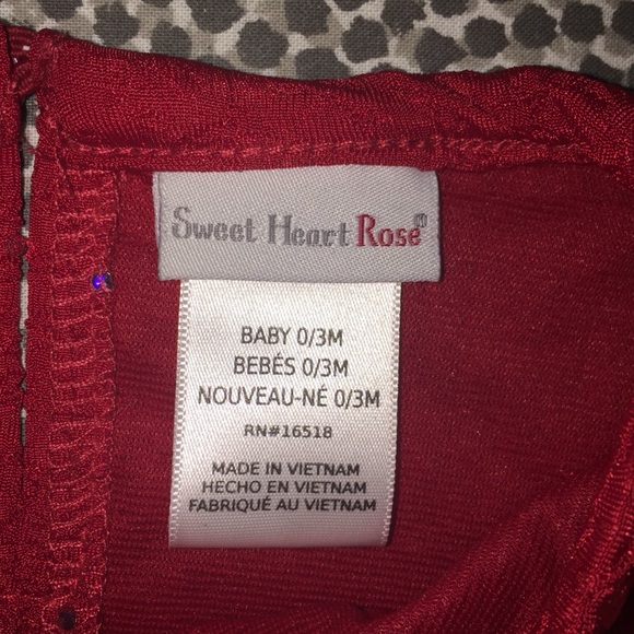 ๐๐
๐ฝ Santaโs Little Helper Dress ๐
๐ฝ๐ - Picture 3 of 3